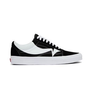Vans Black and White Old Skool Sneakers!